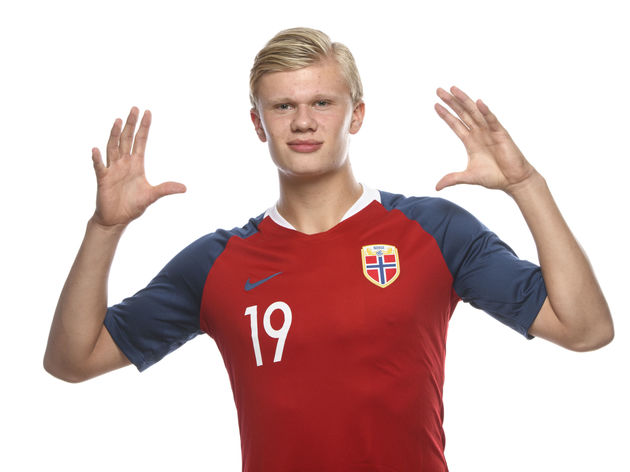 埃贝尔：穆西亚拉12月能参加合练；阿方索渴望复出但不能着急（埃贝尔：穆西亚拉预计12月随队合练，阿方索盼复出但需谨慎）