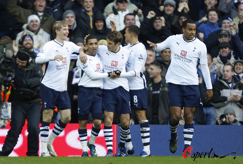 杨晨对话施拉普纳：中国球员不该只为钱踢球，留洋从乙级开始（杨晨与施拉普纳谈中国球员：别只为钱踢球，留洋应从乙级起步）